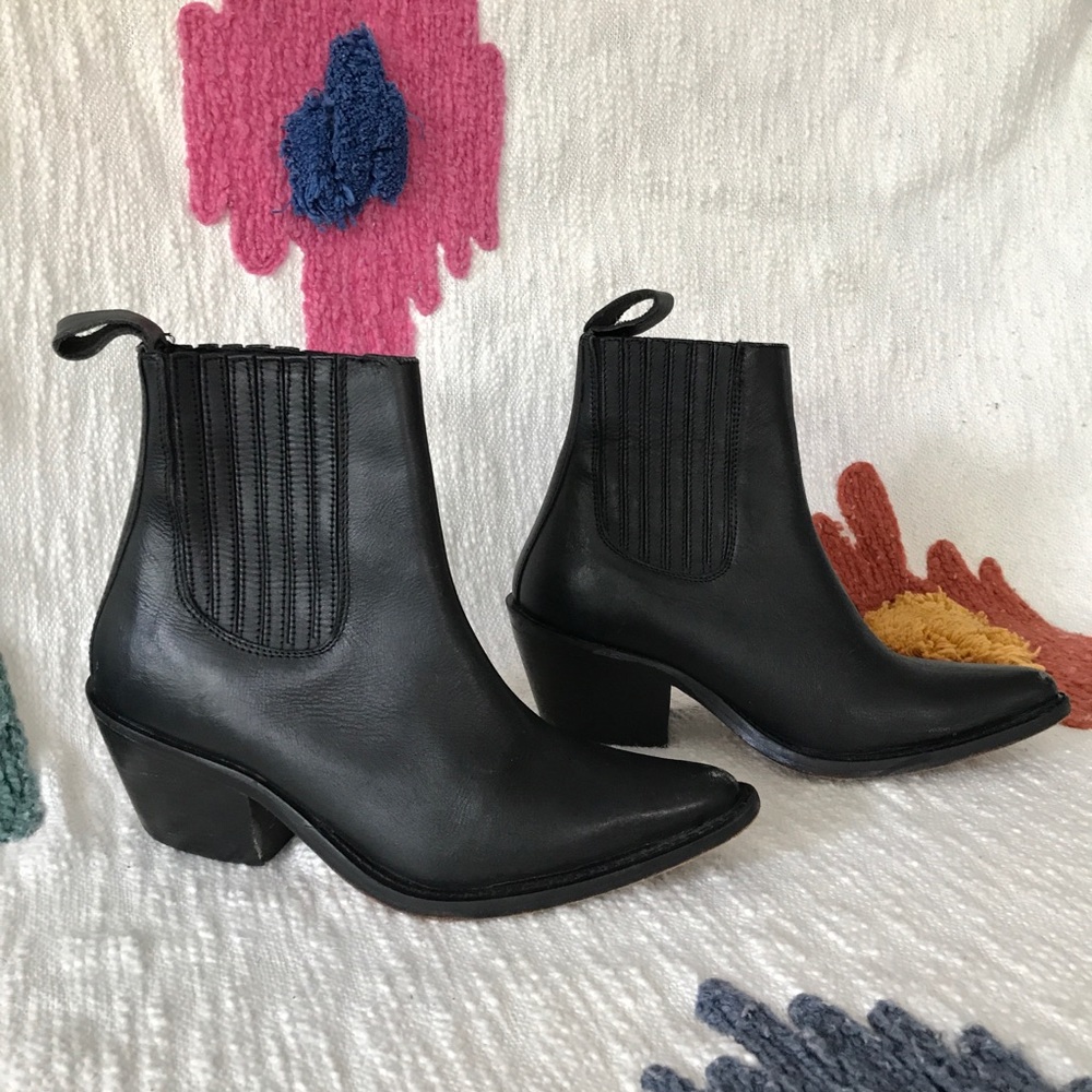 Ecote black leather boots